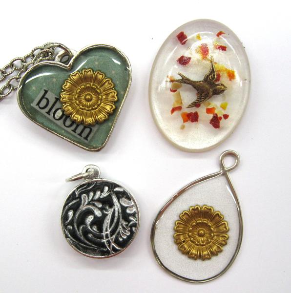 Handcrafted Resin Pendants | Class