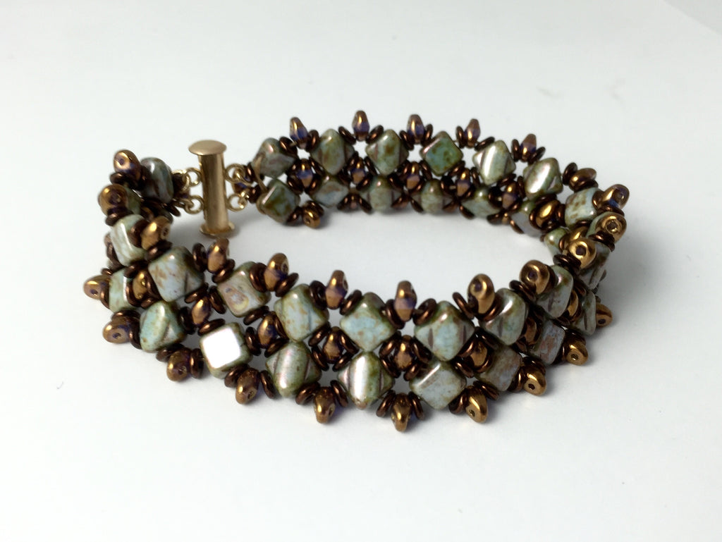 Simply Silky Bracelet | Class